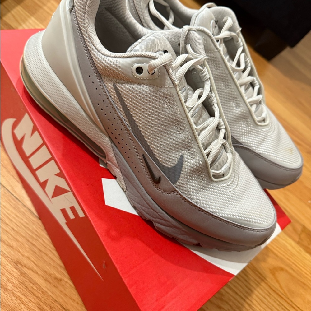 Nike Air Max Pulse in Light Bone and Particle Gray